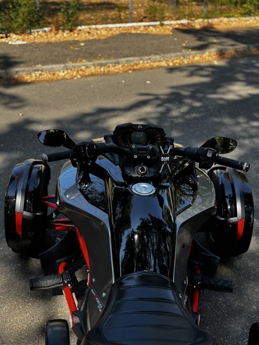 Vand Can-Am Spyder F3-S 2016