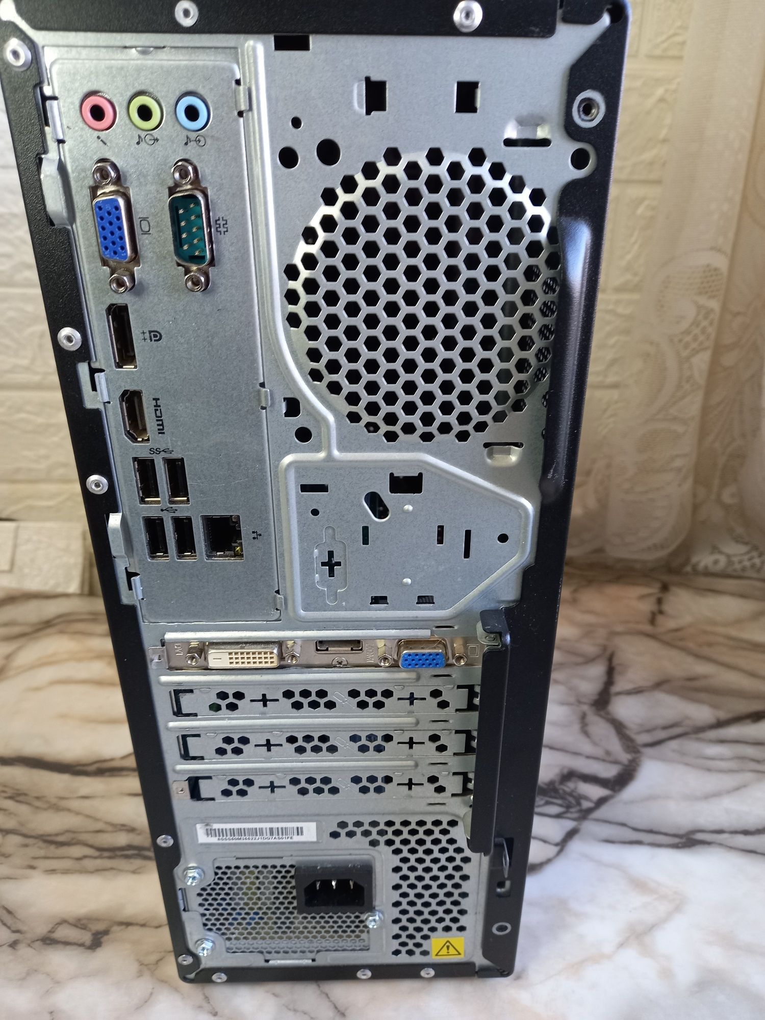Геймърски компютър Lenovo Intel® Core™ i5-7500 8gb DDR4 Ssd GTX745