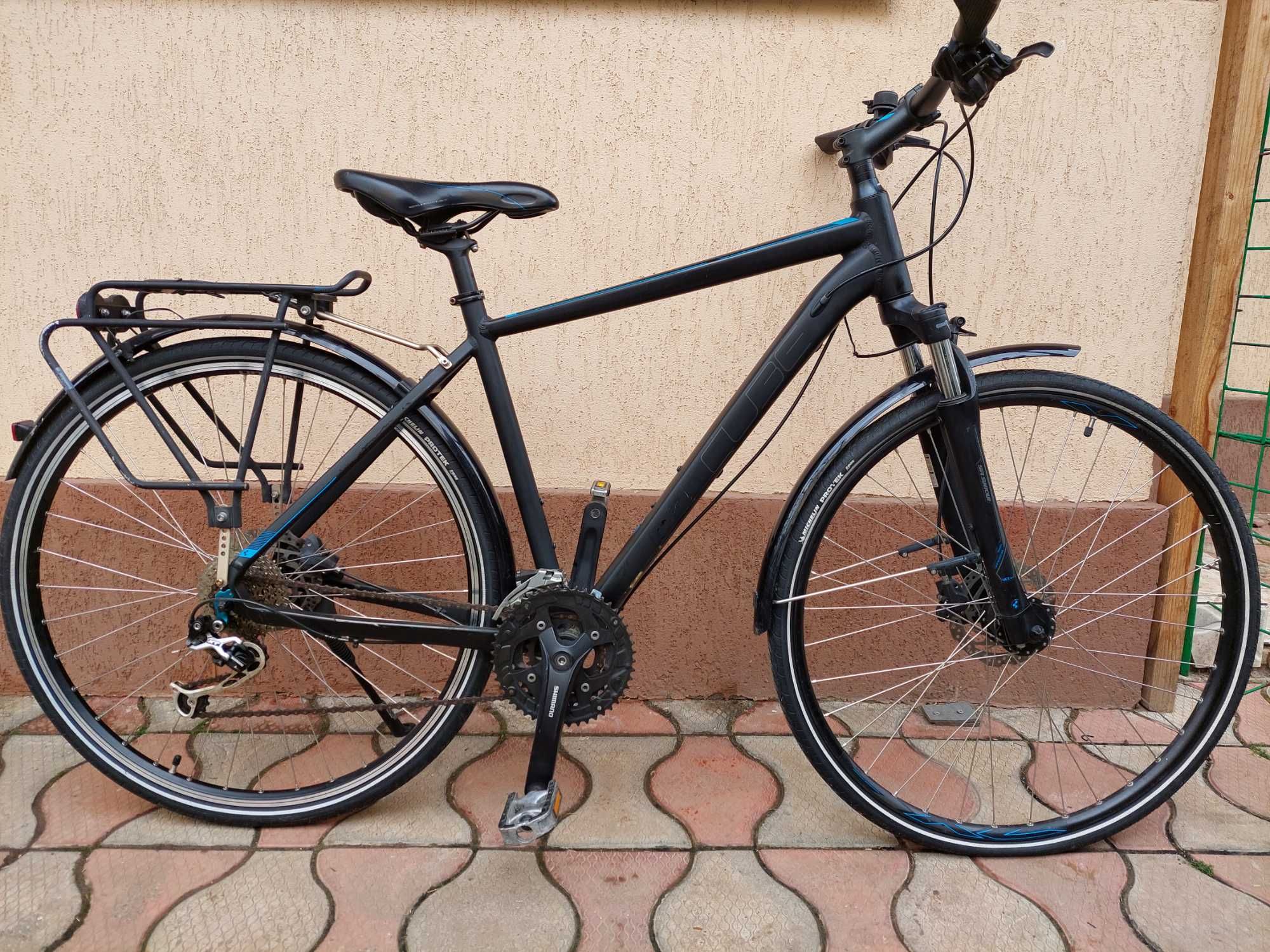 Bicicletă Cube Touring EXC