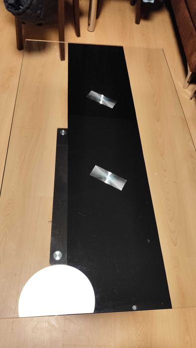 Стъклена холна маса и столове