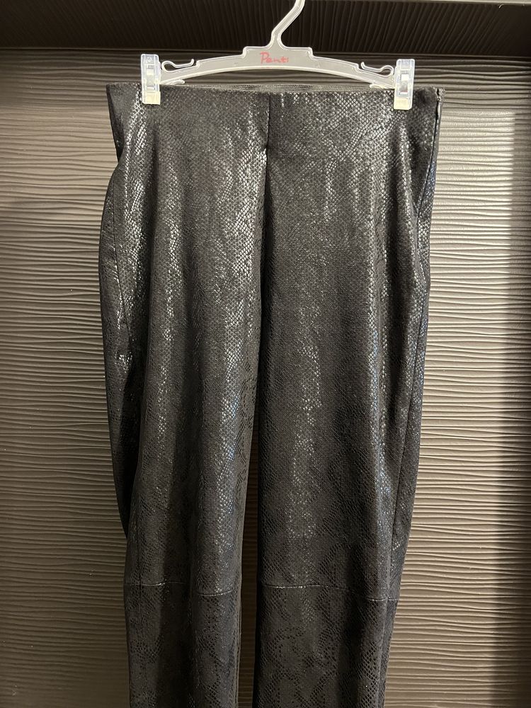 Оригинален клин-панталон на Zara