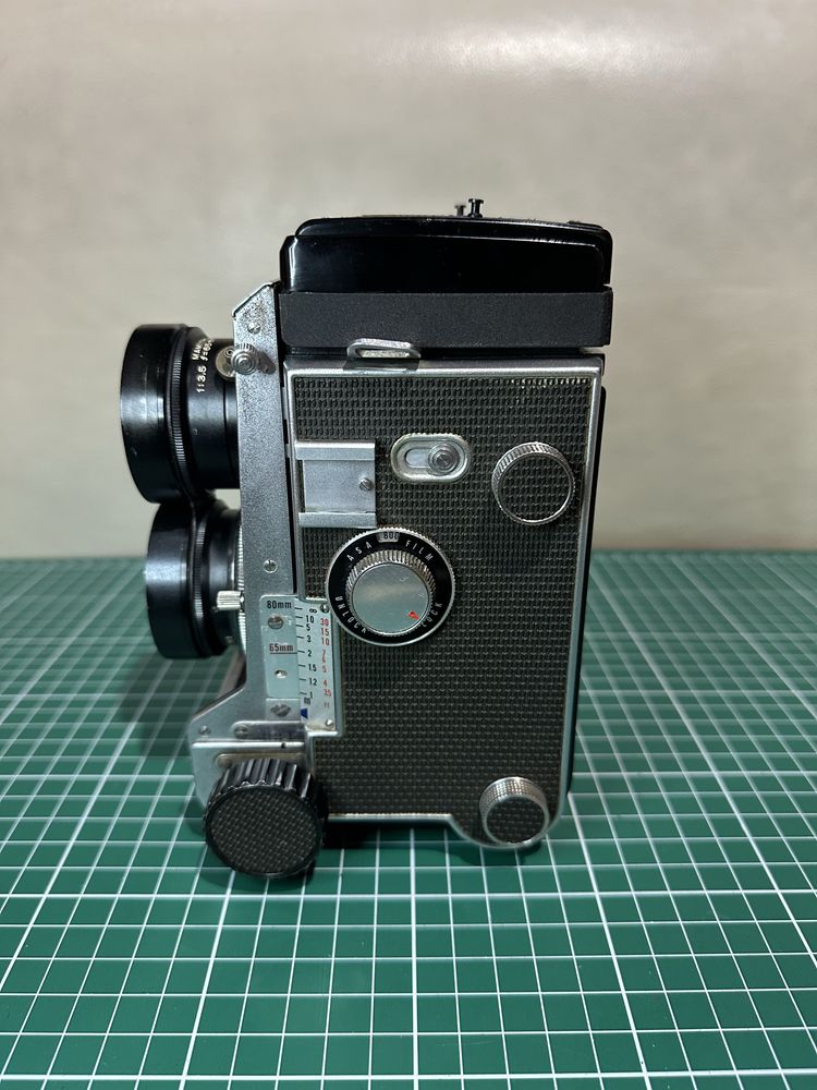 Aparat foto Mamiya C3 Professional cu Sekor 65mm f3.5