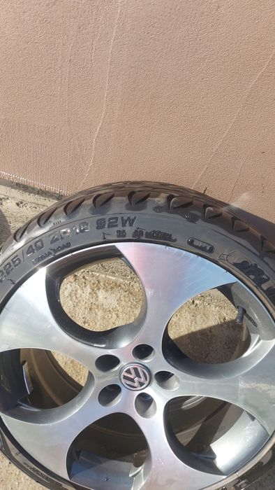 CAUCIUCURI 225 / 40 / 18 NOI * 0 KM * Profil 100%* Set 4 Bucati***