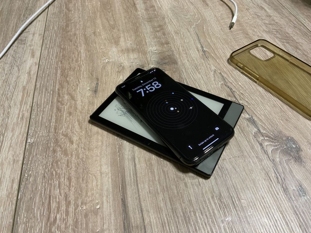 iPhone 11 Pro - 256 GB - Space Gray - обмена/торга нет