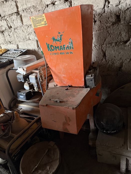 Продам дробилка для зерна и сена  в хорошем состоянии