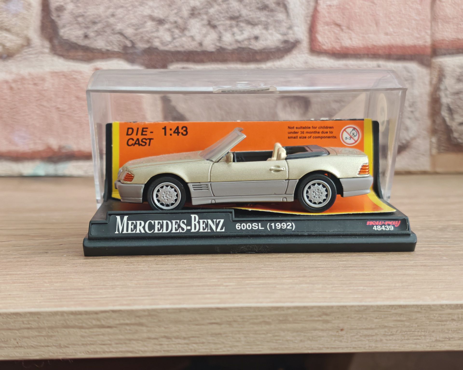 Колекционерски модел Mercedes-Benz 600 SL (1992) 1:43 New Ray