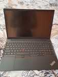 Laptop de vânzare mai multe detali la telefon