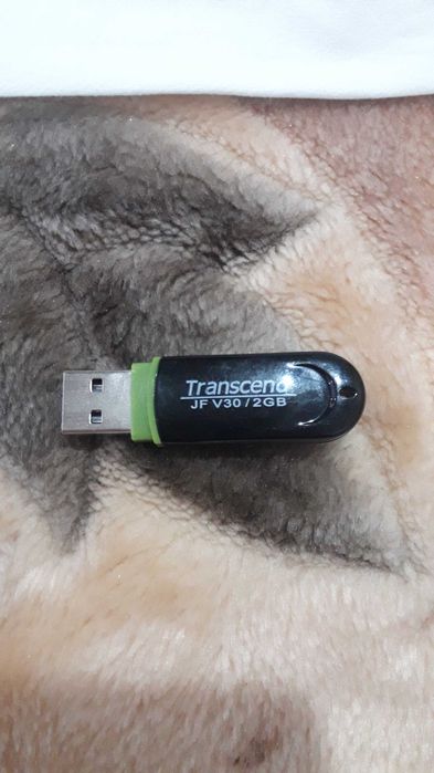 Флешка Transcend 2 GB