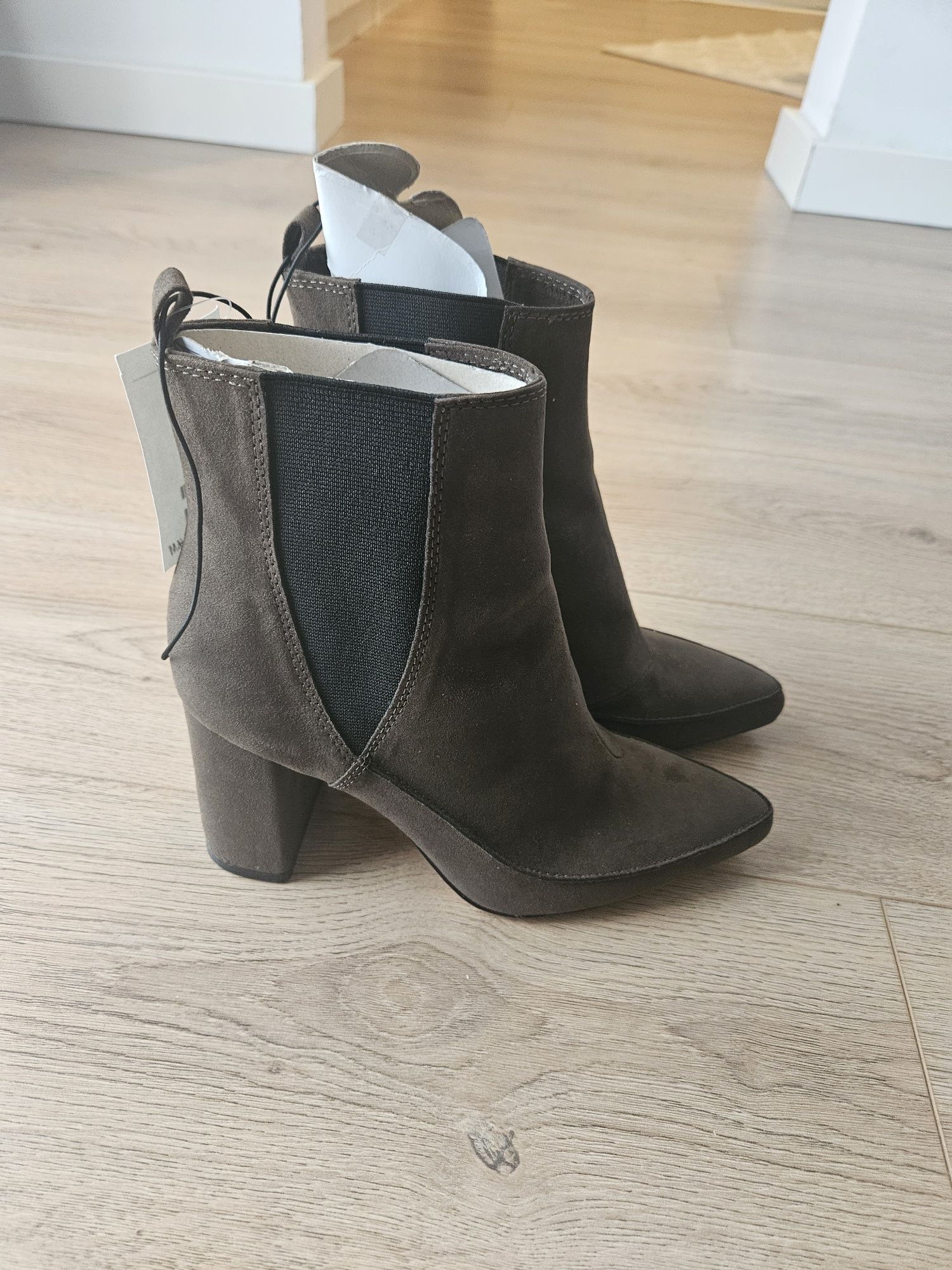 Botine H&M masura 39