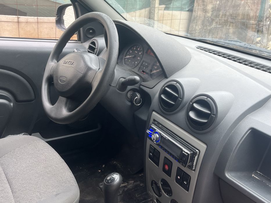 Vand logan van , an 2012 motor 1.6