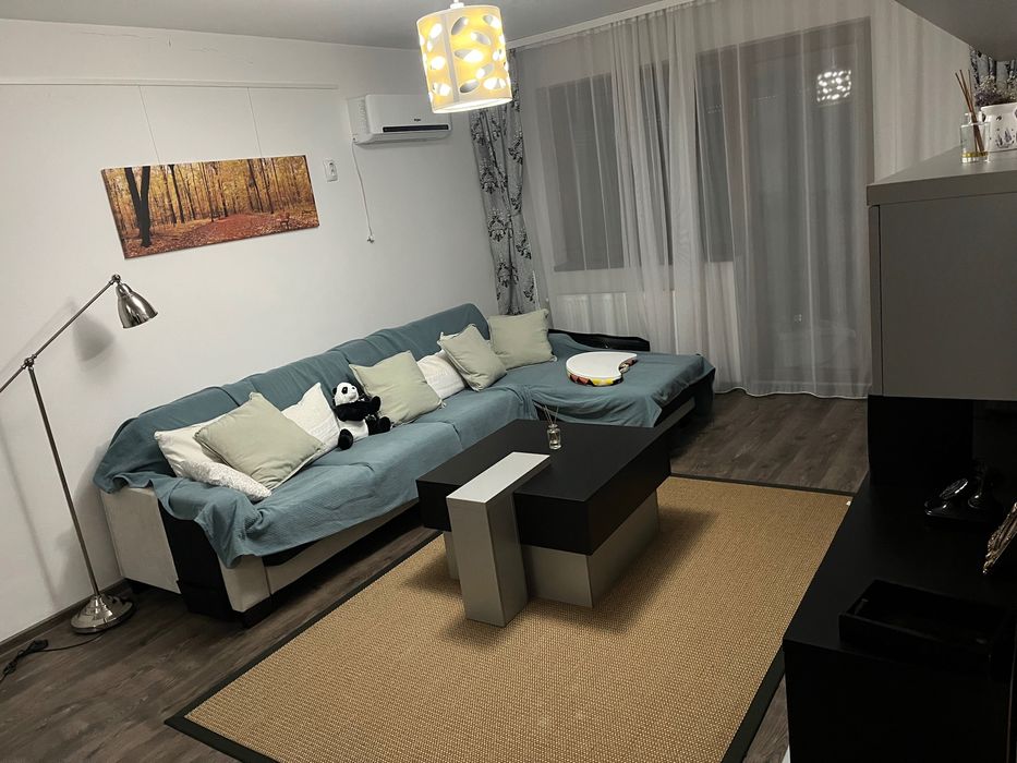 Inchiriez apartament 3 camere la 10 minute de Metrou Dimitrie Leonida