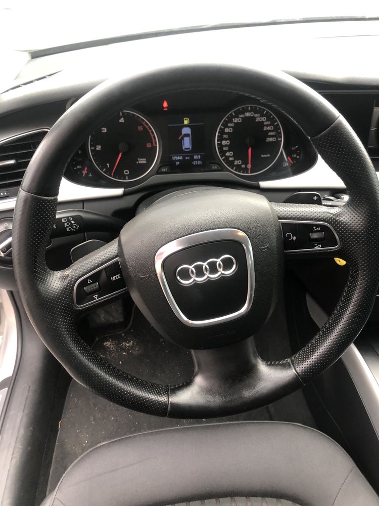 Audi A4 B8 2,7 tdi на части