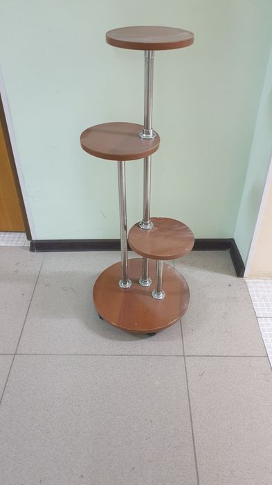 Подставка для цветов