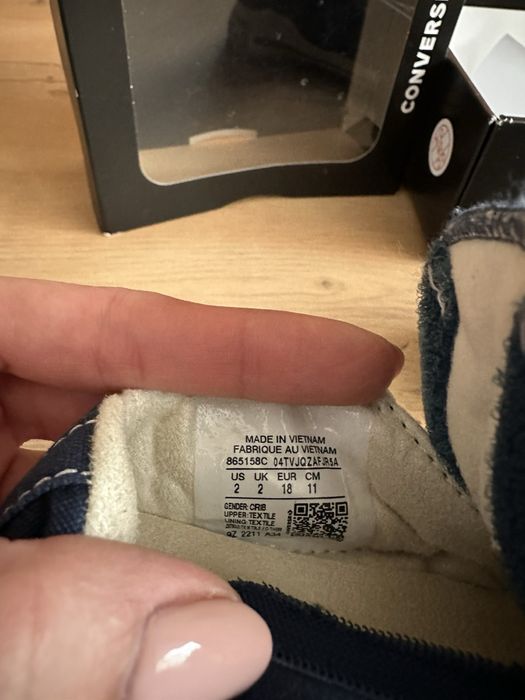 Бебешки обувки Converse и Колев и колев