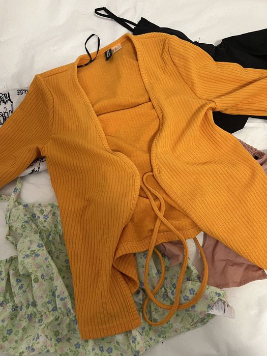 Tank top, cropped top, crop top, h&m, bershka topuri