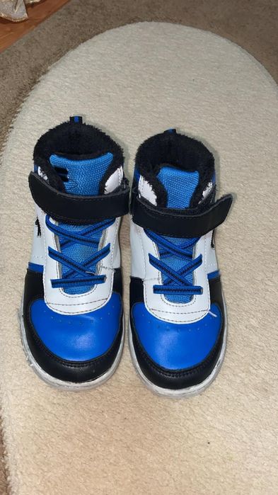 Papuci băieți marimea 29