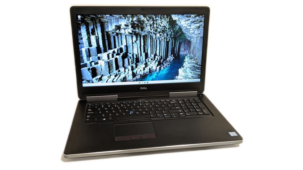 Dell Precision 7720 17.3" FHD i7-6820HQ 16GB 512GB SSD Quadro P3000