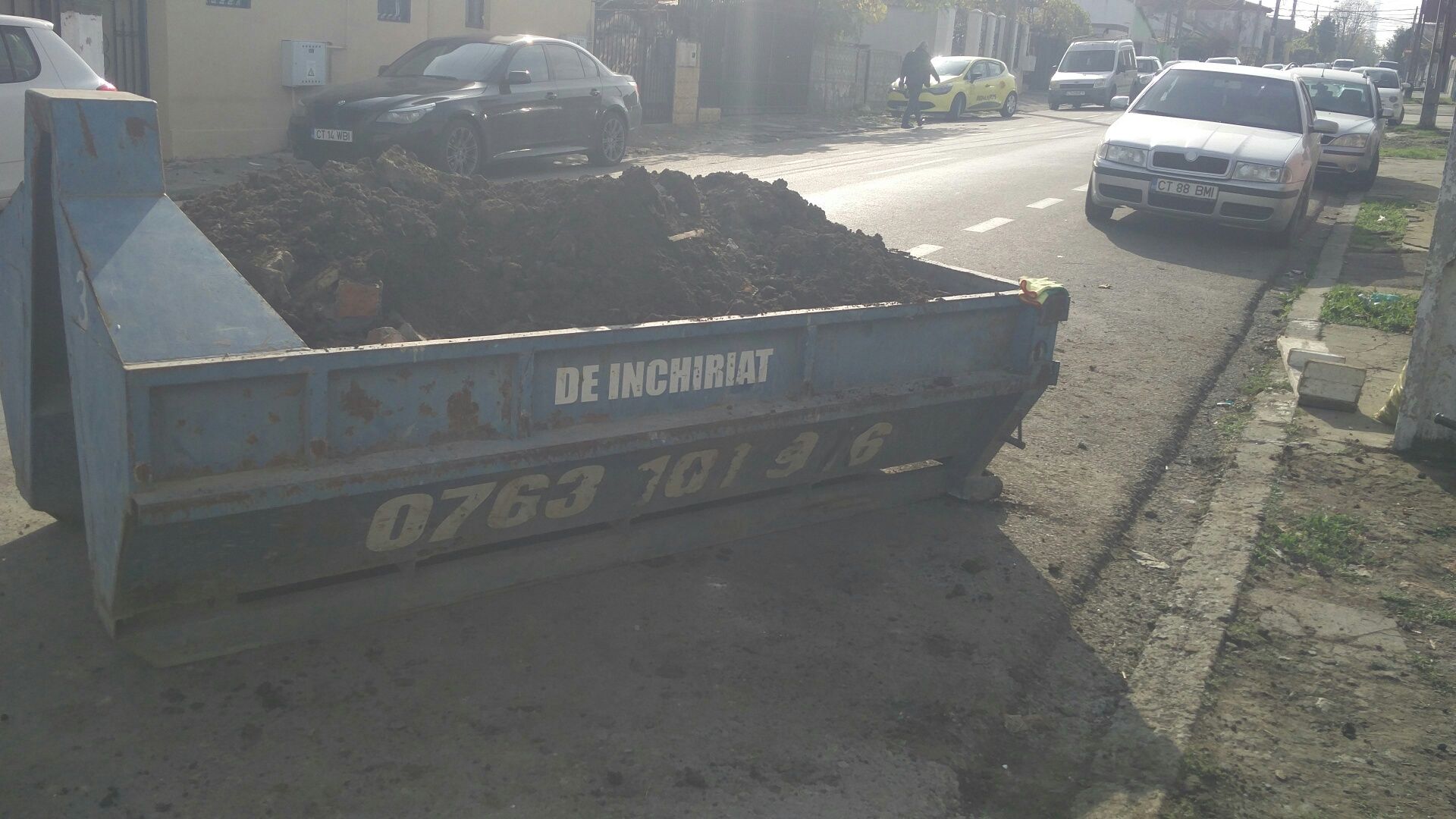 Transport moloz, saci, gunoi, mobila, skip, container, deșeuri, gunoi