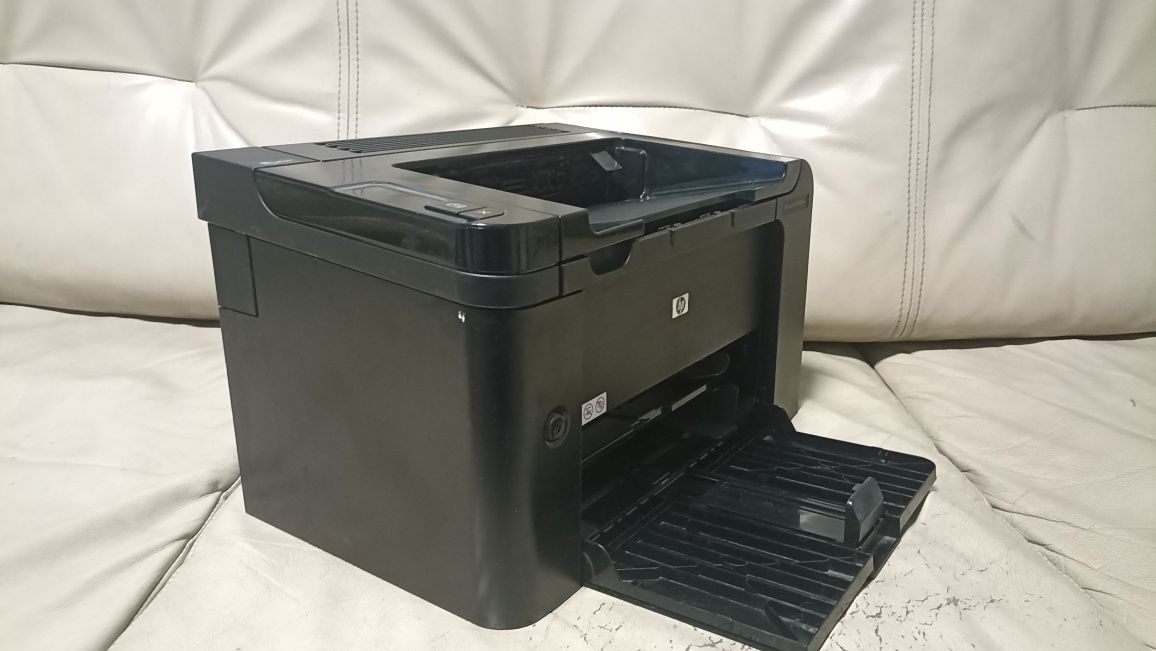 Принтер hp lj P1606dn