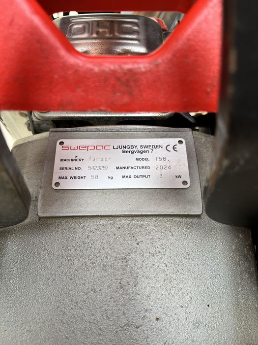 Swepac T58 motor Honda GXR120 mai compactor ca nou nu wacker neuson