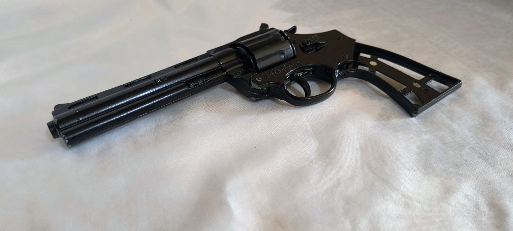 Пистолет с капси Colt Piton