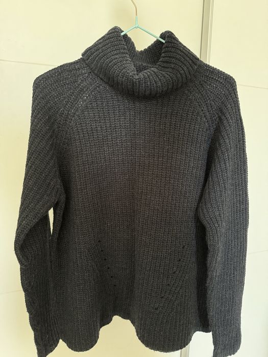 Продам женский свитер