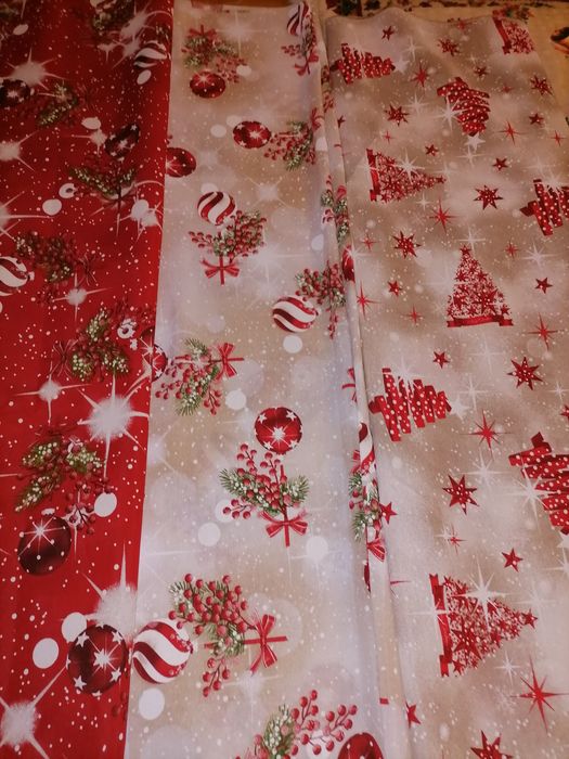 Față de masă cu motive de sărbătoare.