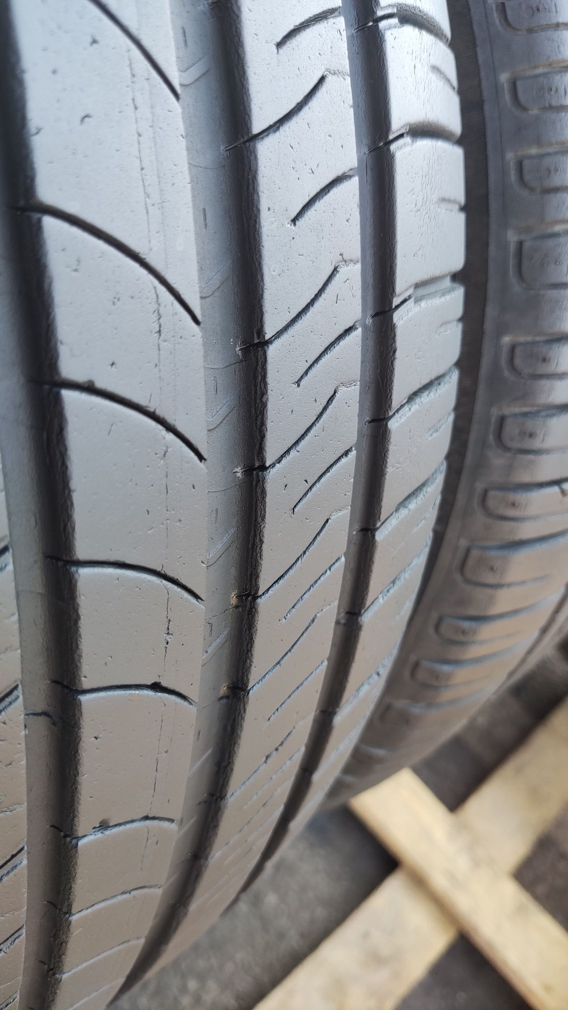2бр. летни гуми 205/55/16 Michelin Energy Saver  
dot21
6.99 mm
Добро