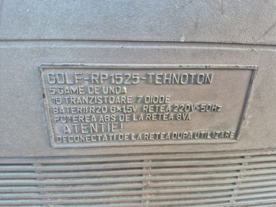 Radio receptor portabil Golf ,model RP-1525 - nefunctional 

- radio e