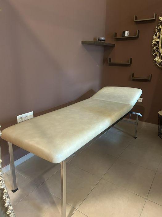 Козметична кушетка