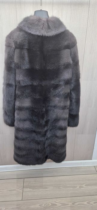 Продам норковую шубу размер 46-50. Цена 150000