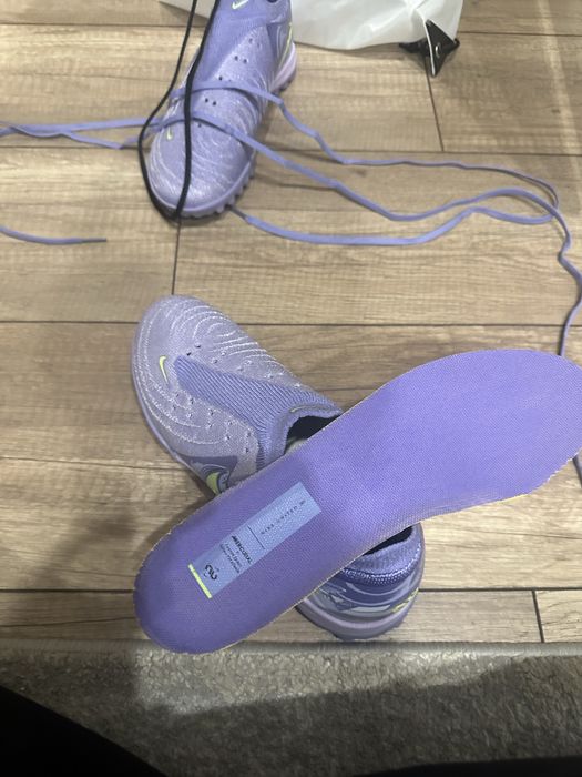 Футбольные сороконожки найк в идеальном сост