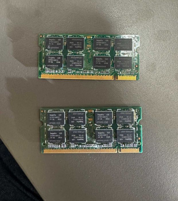 4 GB DDR2 - Hynix HYMP125S64CP8 - S6, 800 MHz (2 buc.  2 GB)