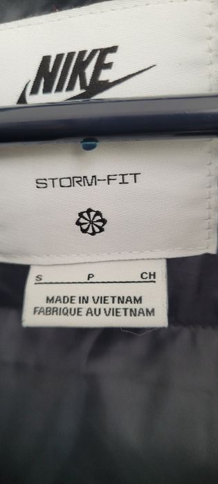 Vesta nike puf..
