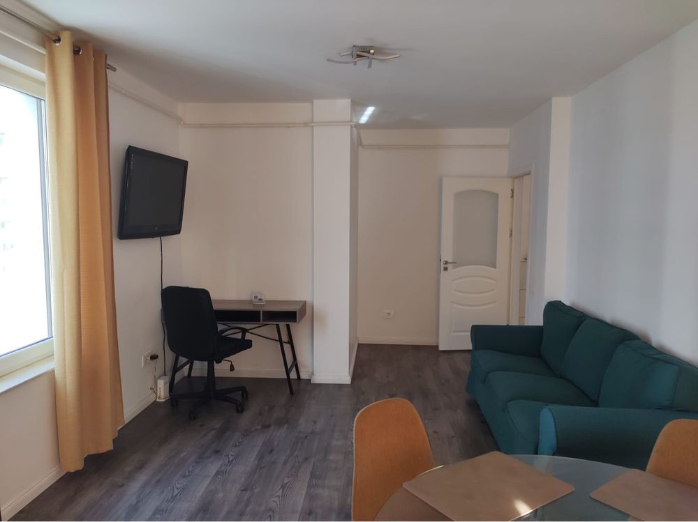 Proprietar,inchiriez apartament Royal Town/Inamstro