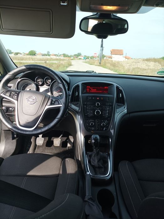 Opel astra j 2.0 2013
