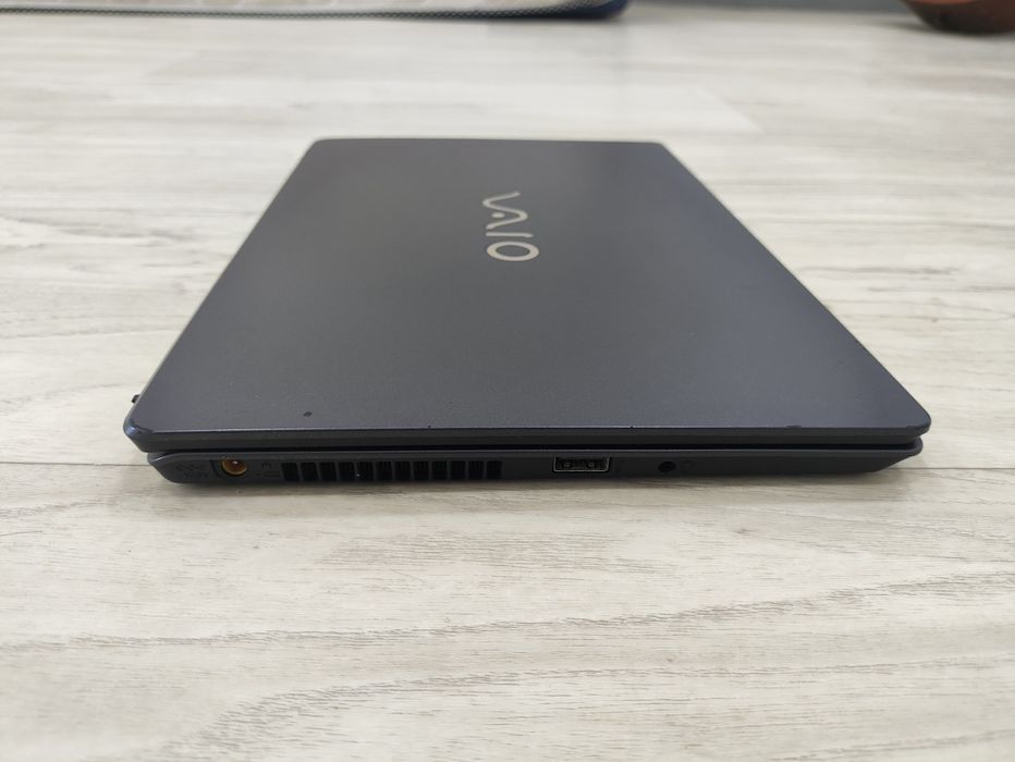 Sony Vaio S11 I5 6th 8/255Gb