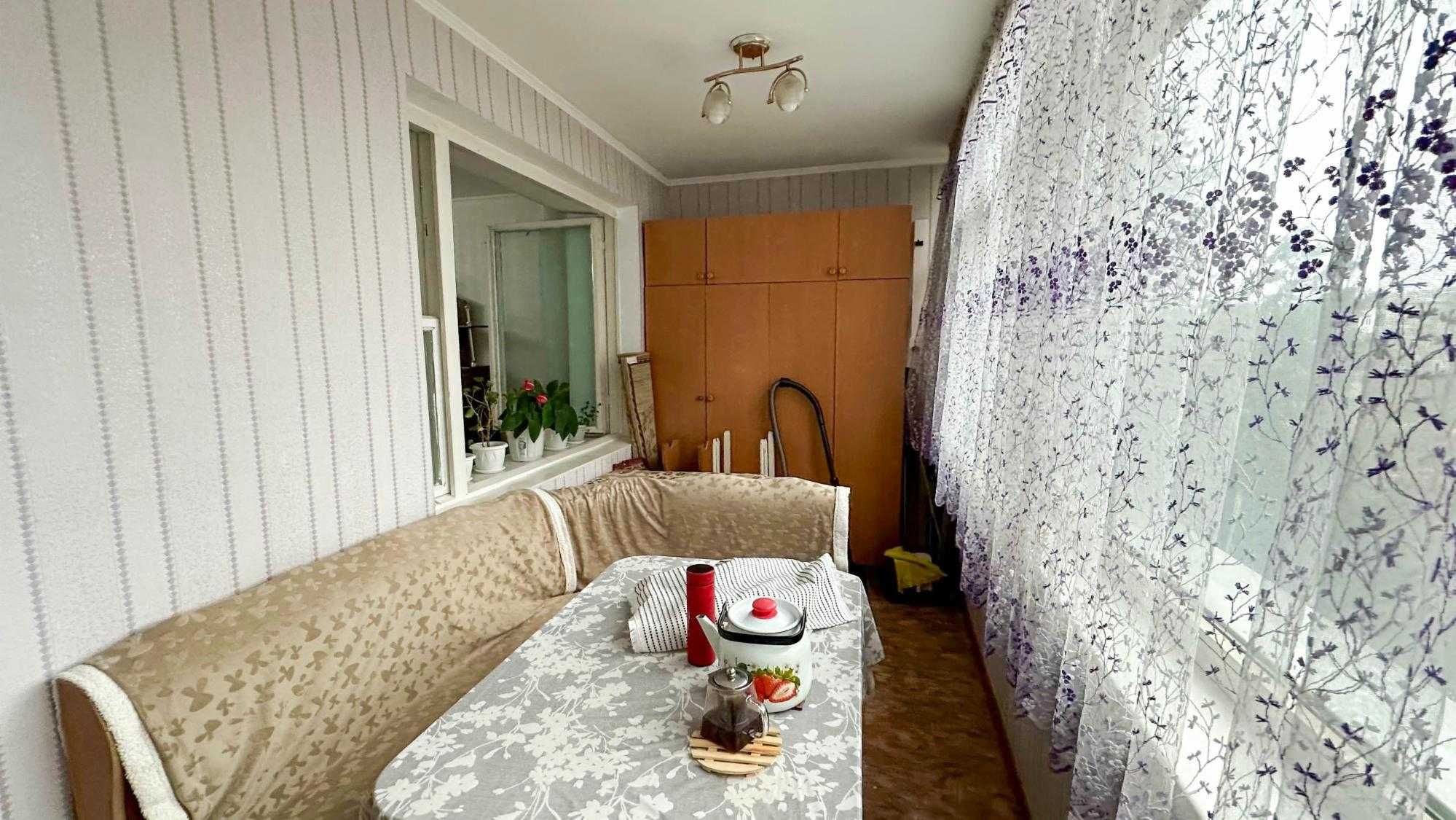 Продам 3 комнатную квартиру в мкр Жастар Айман Империя