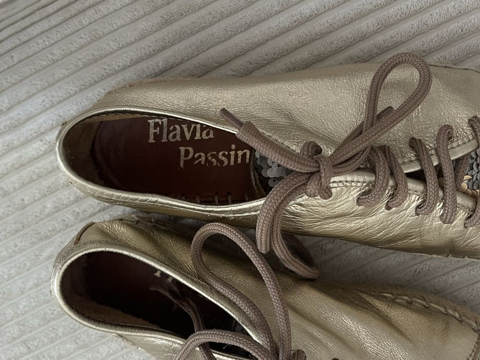 Tenisi din piele Flavia Passini