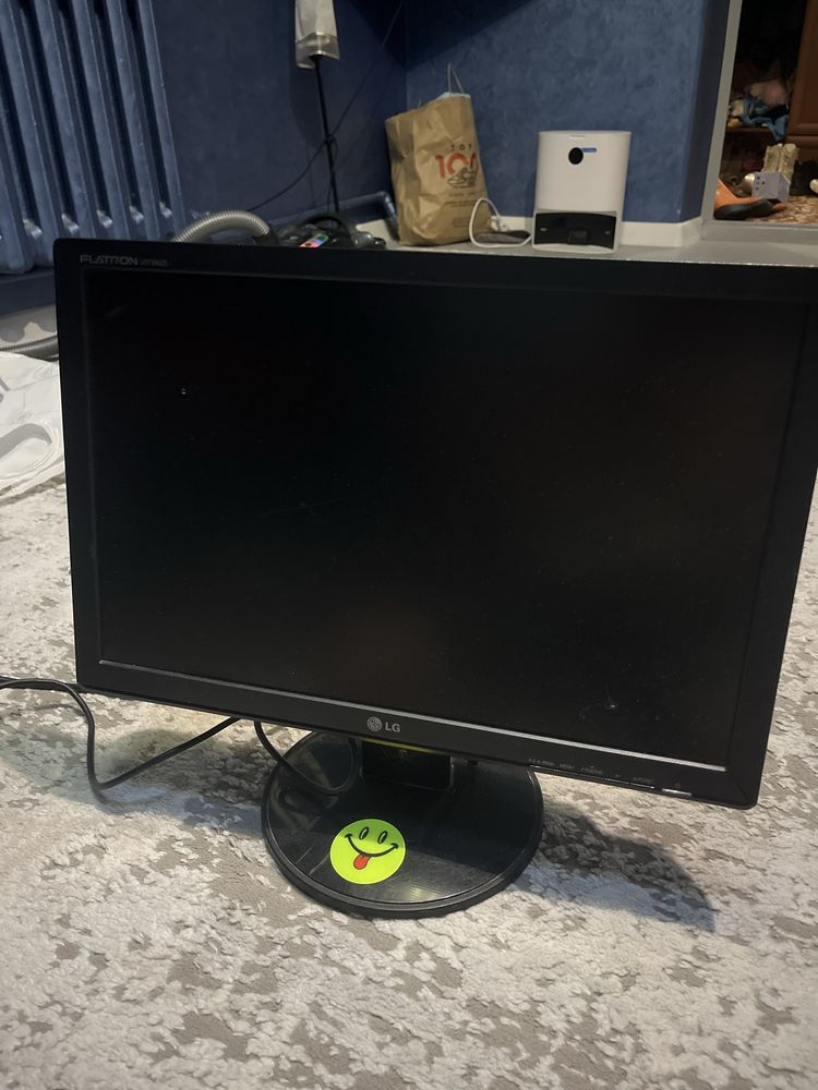 Монитор LG 19 дюймов