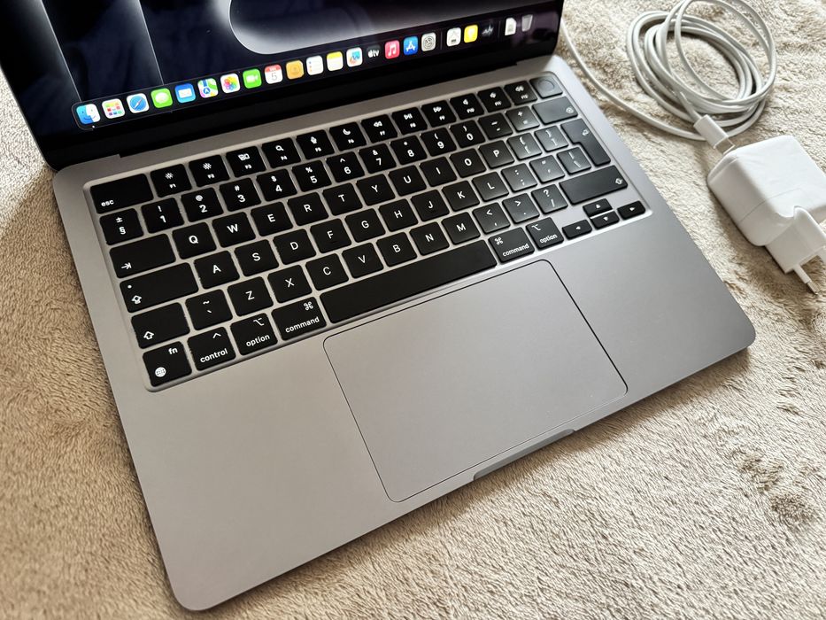 Macbook Air M2 2022 13.6 inch 512Gb SSD