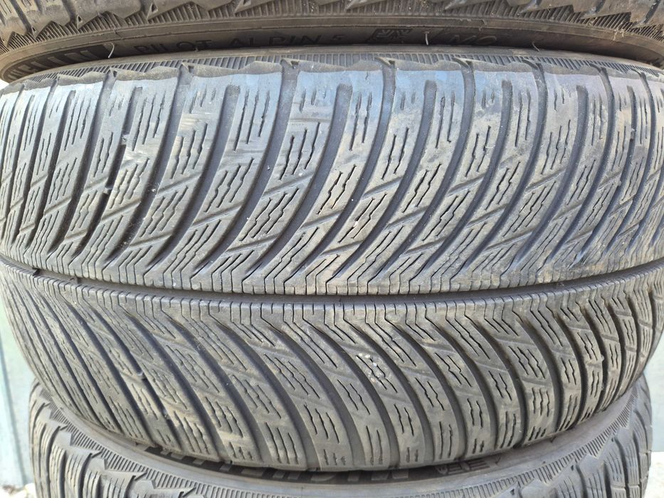 Anvelope de IARNA - 245/40/19 275/35/19 - Michelin 5 - DOT 2021 2023