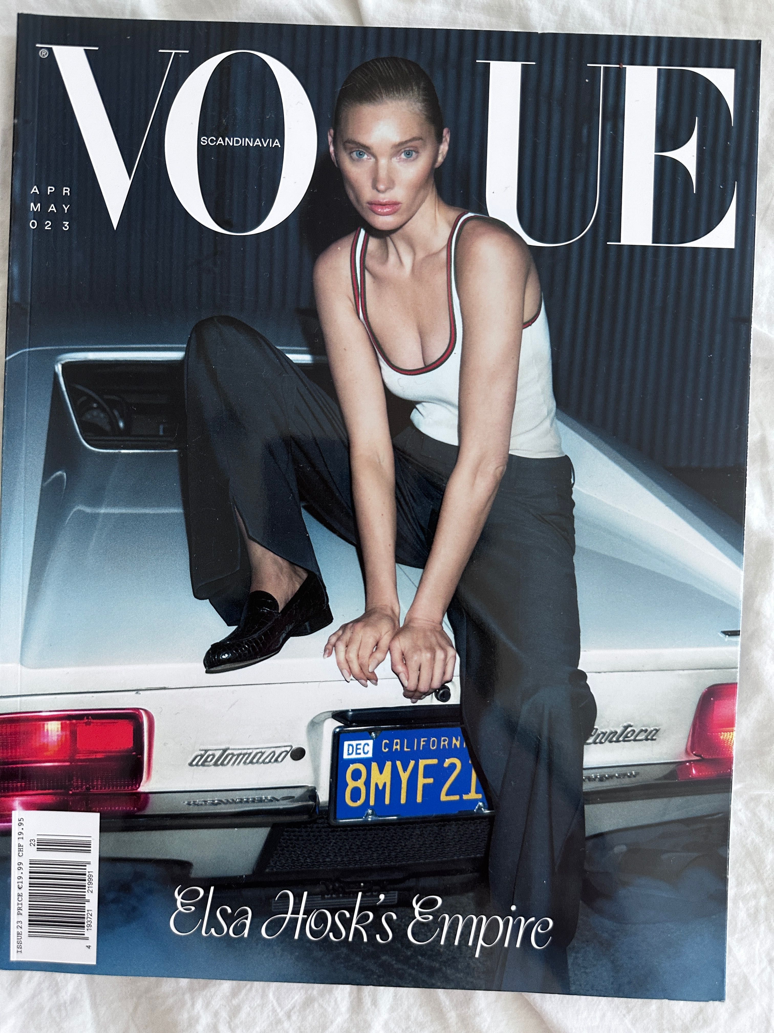 Списание Vogue Germany - април/ май - нов брой перфектно състояние