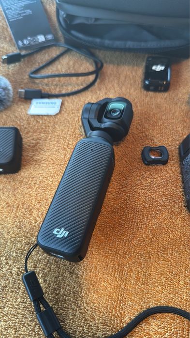 DJI Osmo Pocket 3, Creator Combo