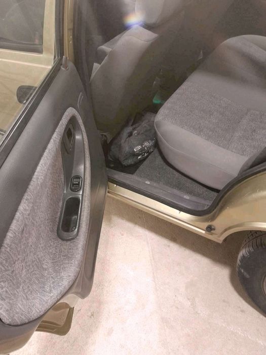 Nixsiya 1 sotiladi zur turibdi xarajati yuq bartur bor pachka laboga