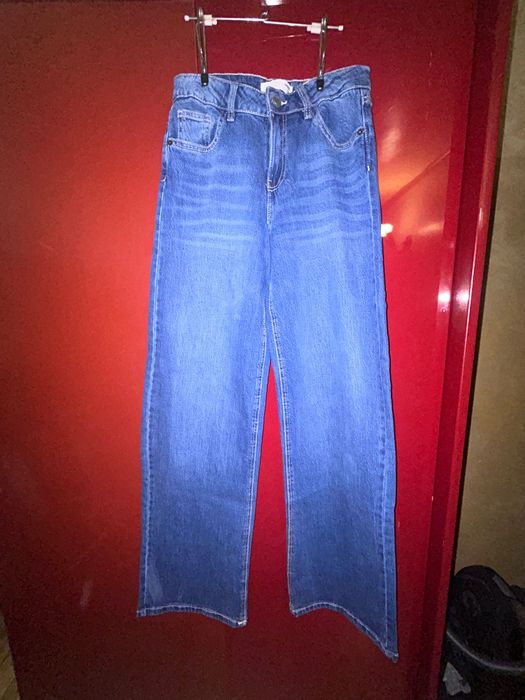 Чисто нови дънки  Sinsay