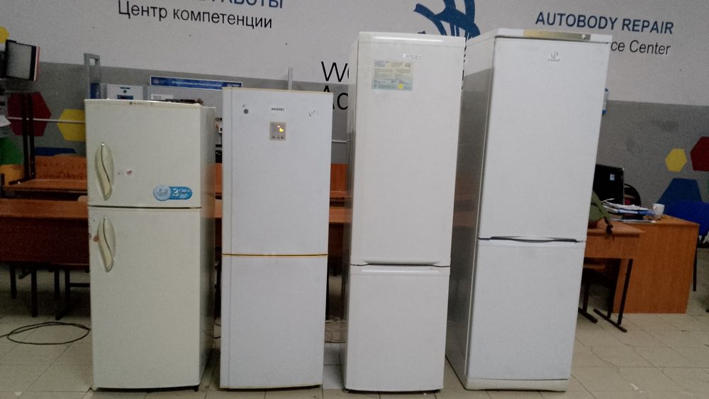 Продам холодильники