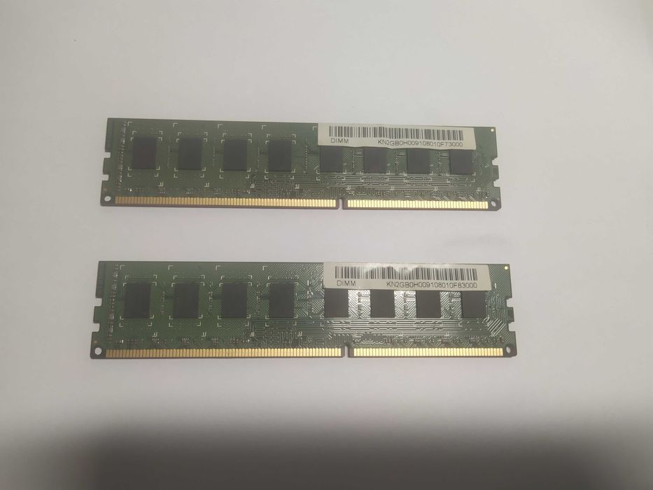 Продам ОЗУ DDR 3,  2шт по 2gb.
