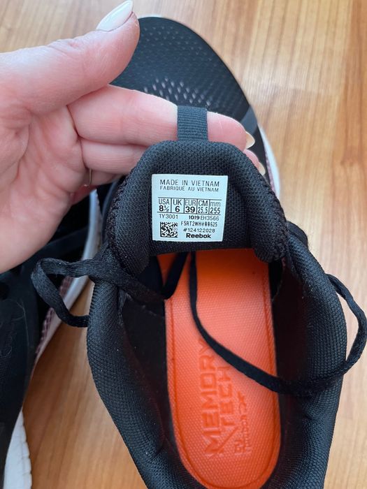 Маратонки Reebok