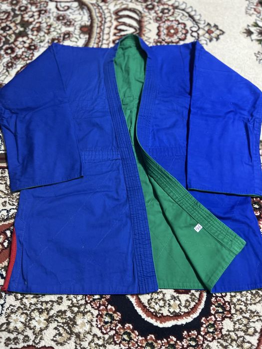 Яктак холати янги бир марта кийилган